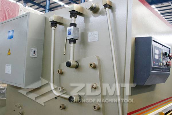 卡套式接頭體.jpg 卡套式接頭體.jpg