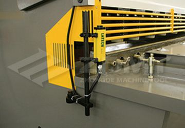 光幕保護.jpg 光幕保護.jpg