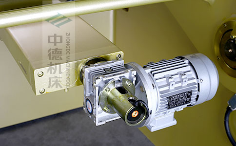ZDS-832后檔料減速電機,質量好,模擬運算定位速度快.jpg ZDS-832后檔料減速電機,質量好,模擬運算定位速度快.jpg